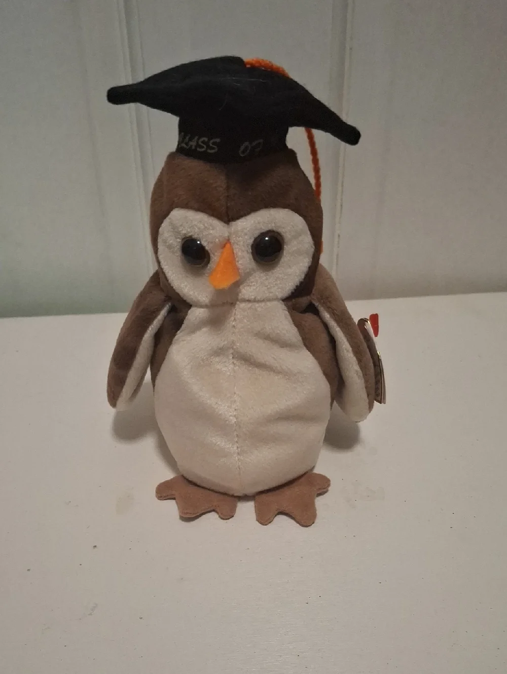 Ty Beanie Baby Graduation Owl Plush w Orange Beak Class Of '98